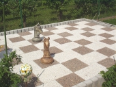 šachovnice s použitím vymývané dlažby jiných rozměrů i povrchů