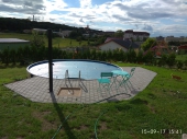 bazénová betonová sprchová vanička ve vymývaném povrchu