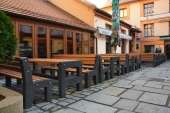 zahradní nábytek betonový vhodný i do restaurací