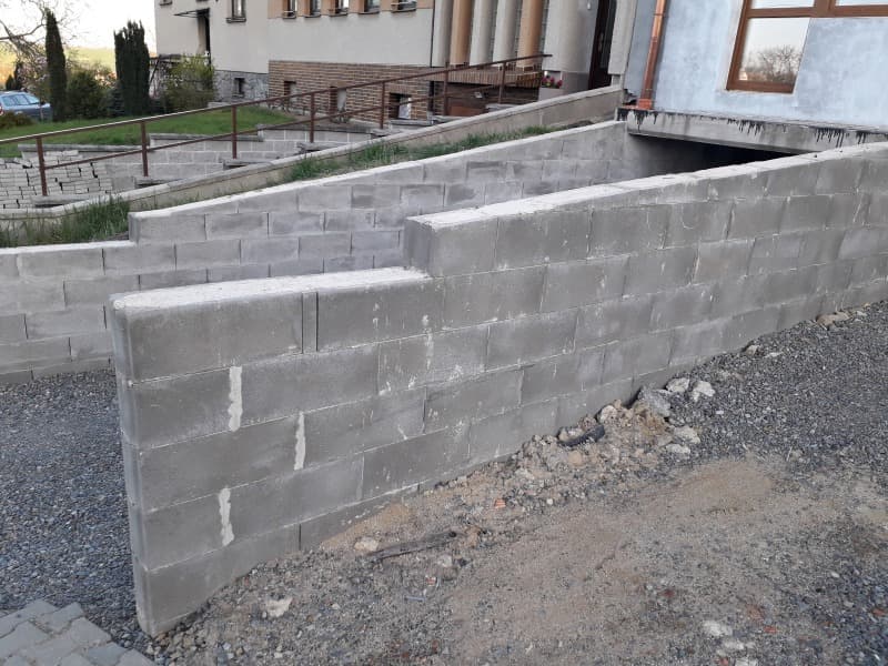 Zdění ze ztraceného bednění