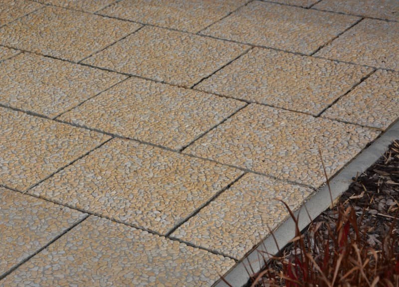 Vymývaná dlažba 50x50/6cm PLOŠNÁ