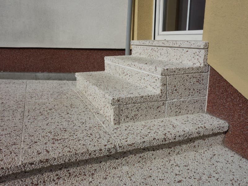 Soklový obklad 30x15/2,5cm 2HRANY POHLEDOVÉ