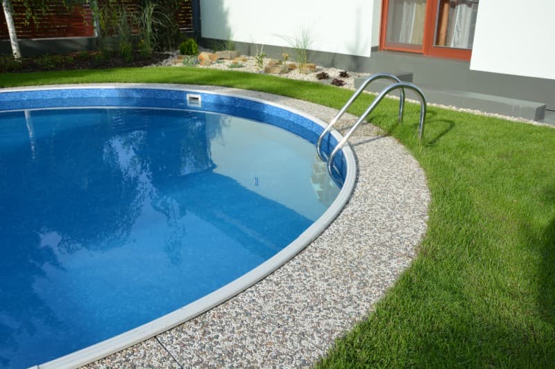 Bazénová výseč průměr 5m s pohledovou zadní hranou