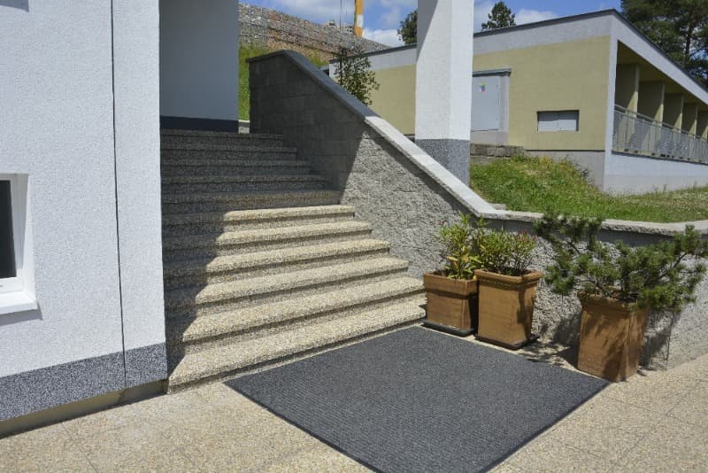 Obklad Ltyp vnější 150x30x17cm