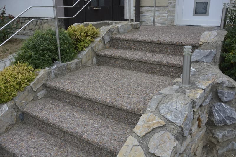 Obklad Ltyp vnitřní 150x30x18cm