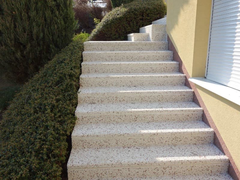 Obklad Ltyp vnitřní 150x30x18cm