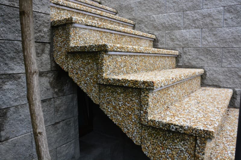 Obklad Ltyp vnitřní 150x30x18cm