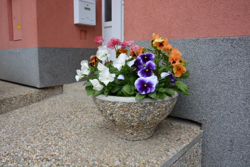 Květináč KARLA