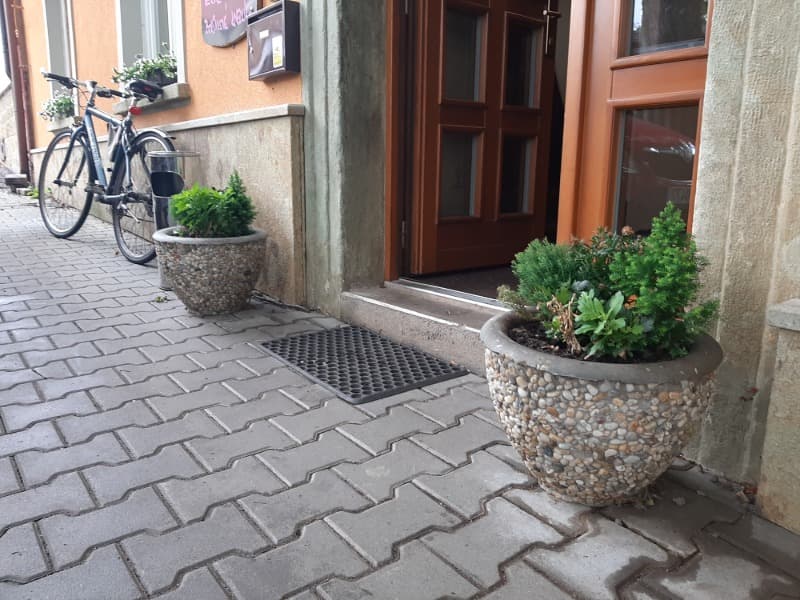 Květináč ANTA