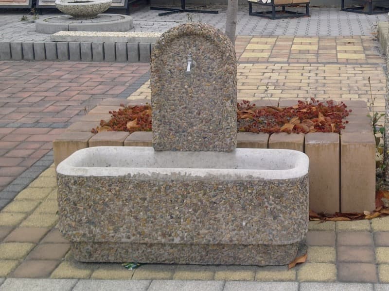 Zahradní kašna - jen deska